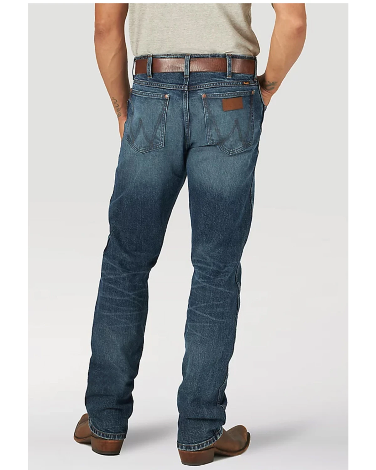 Wrangler Retro Green Men's Lexford Dark Wash Stretch Slim Straight Jeans - Image 3