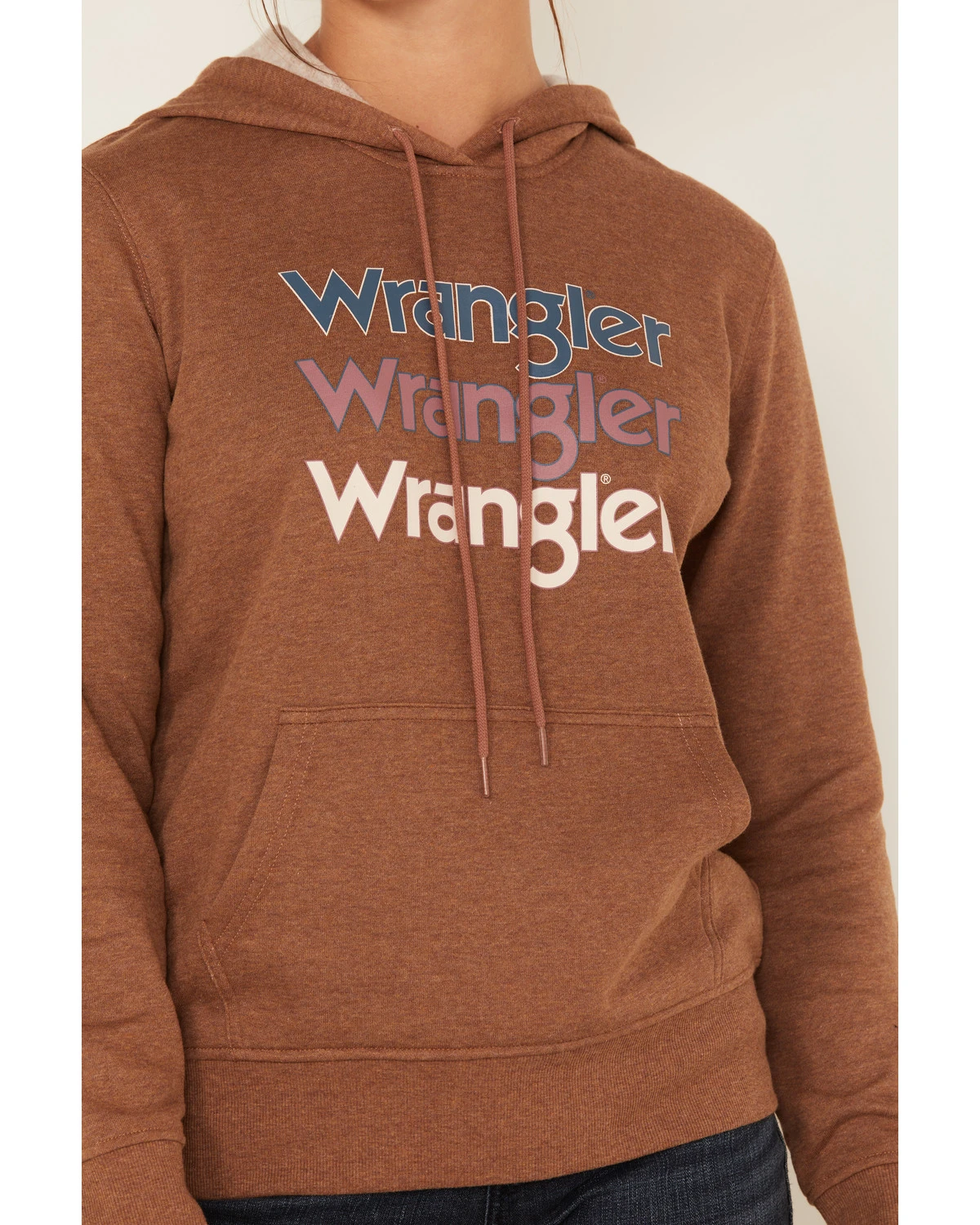 Wrangler Retro Women's Logo Graphic Hoodie - Image 3