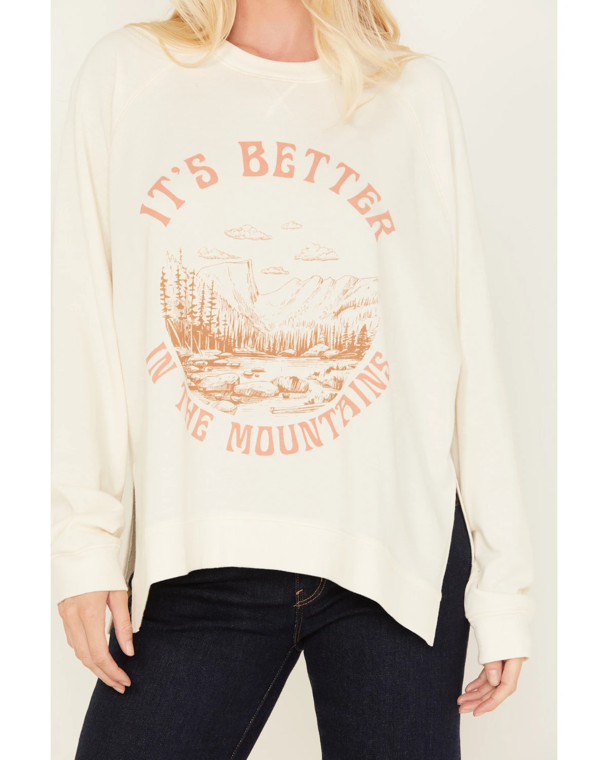 Cleo + Wolf Women's Rockies Graphic Sweatshirt - Image 3